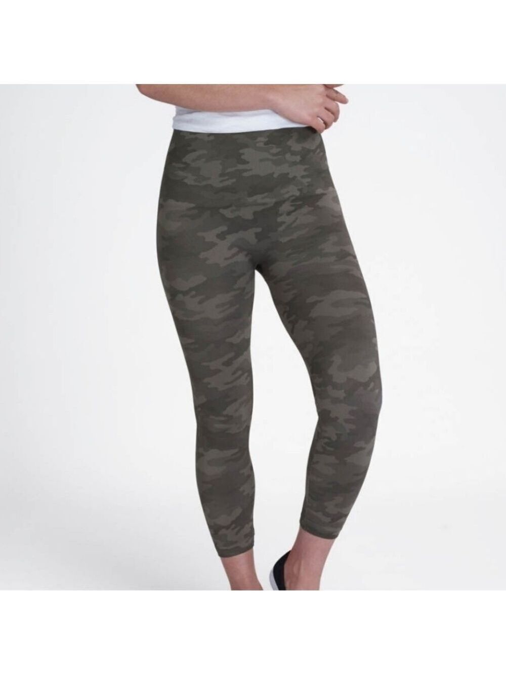 SPANX Look at Me Now Cropped Seamless Leggings Sage Camo Size Medium NWOT
